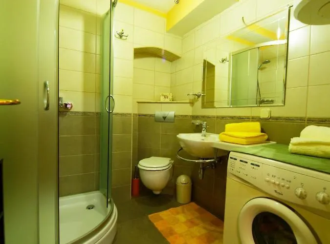 Of The Tops Center Apartment, Sea View In Town Appartement Split