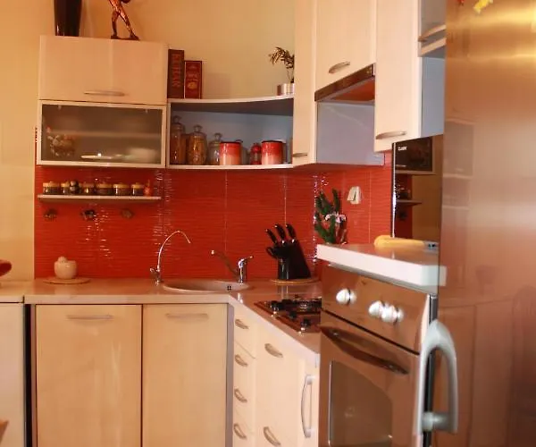 Of The Tops Center Apartment, Sea View In Town