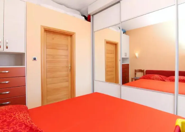 Of The Tops Center Apartment, Sea View In Town Appartement *