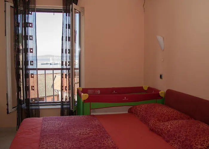 Appartamento Of The Tops Center Apartment, Sea View In Town Spalato