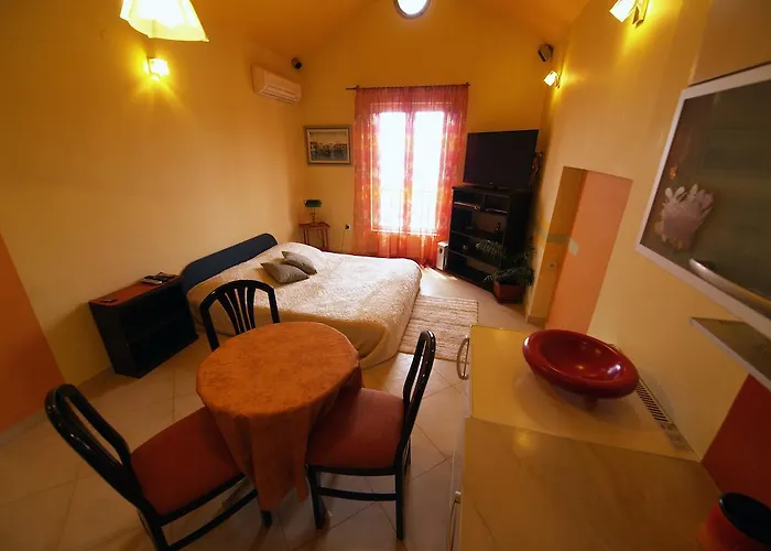 Appartement Of The Tops Center Apartment, Sea View In Town *