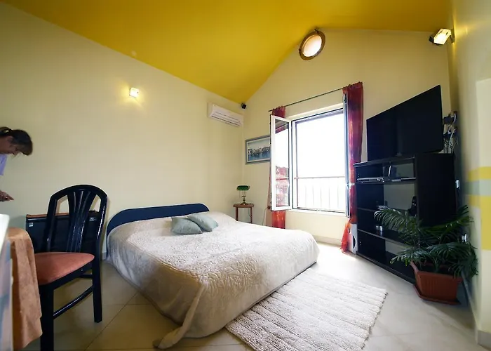 Appartement Of The Tops Center Apartment, Sea View In Town