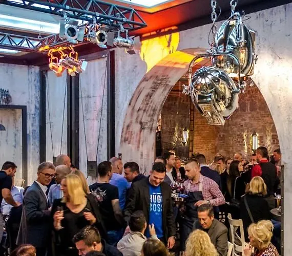 Of The Tops Center Apartment, Sea View In Town Appartement Split