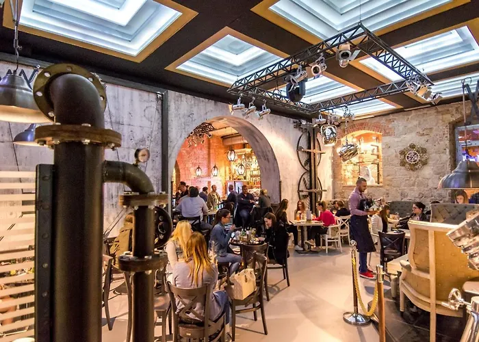 Top Of The Tops Center Apartment, Best Sea View In Town *